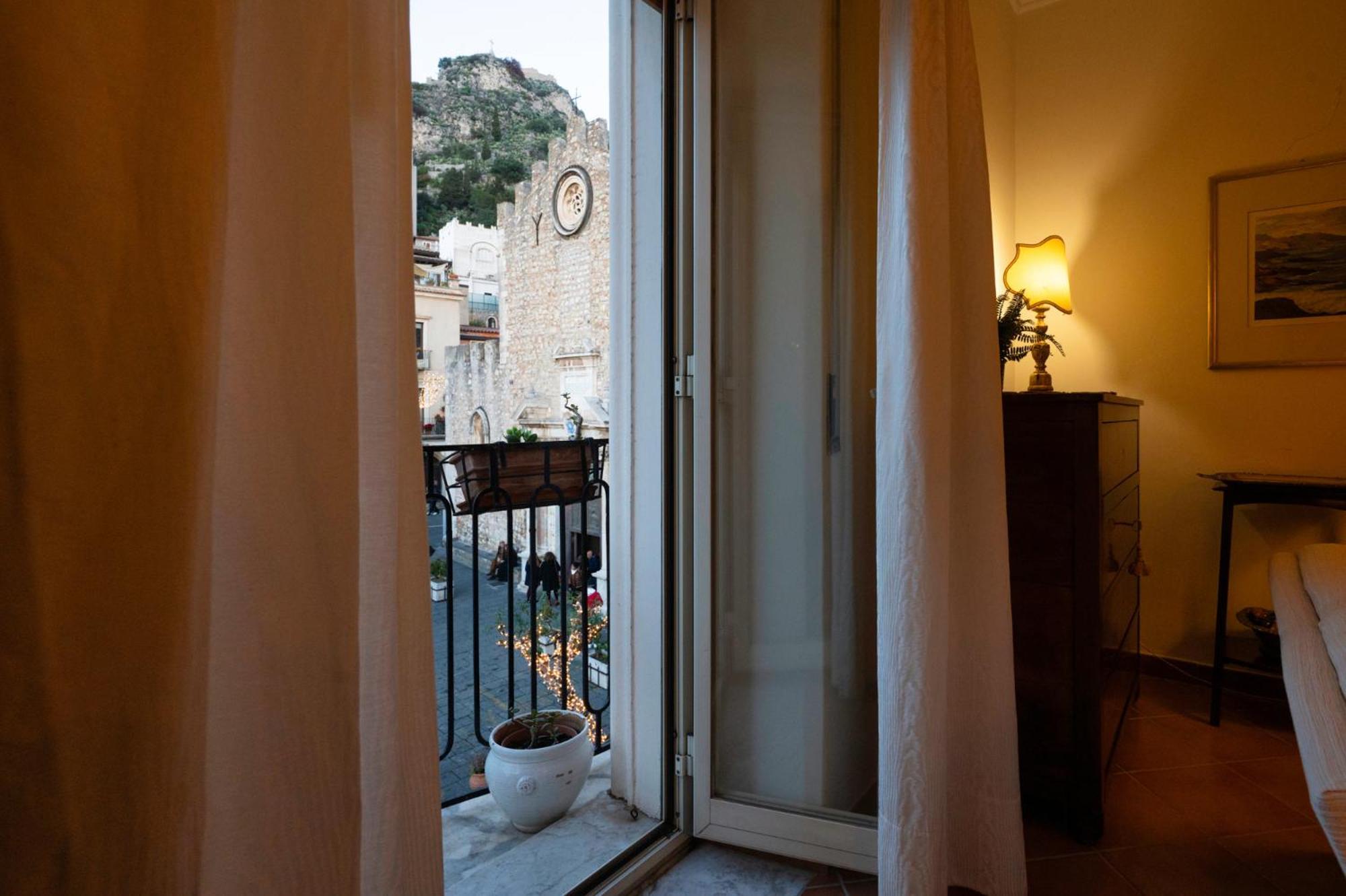 Duomo Square Apartment Taormine Extérieur photo
